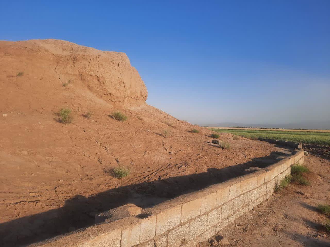 تپه های باستانی (تپه تاریخی)