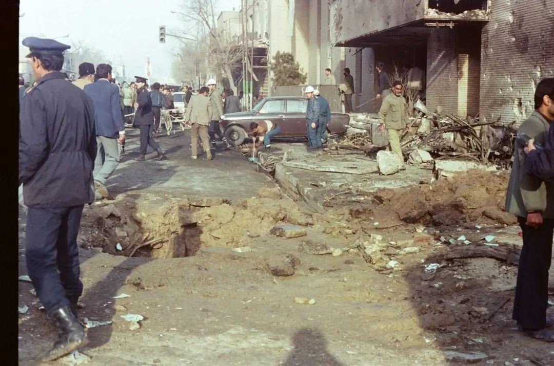 بمباران سه راه بازار